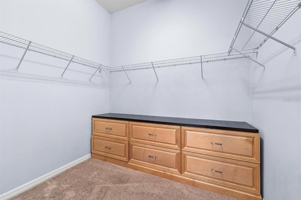 For Sale: $368,900 (3 beds, 2 baths, 1856 Square Feet)