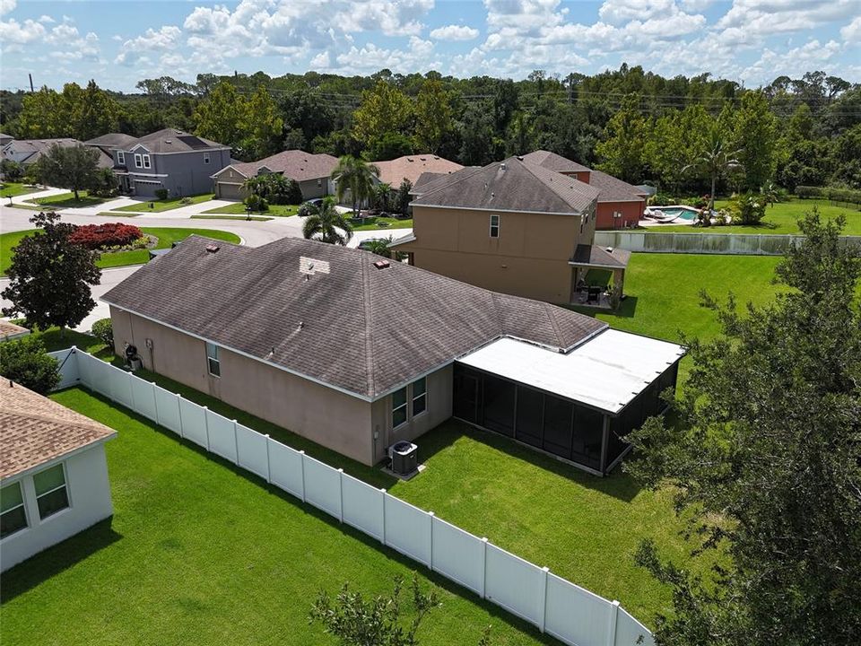For Sale: $365,000 (4 beds, 2 baths, 1843 Square Feet)