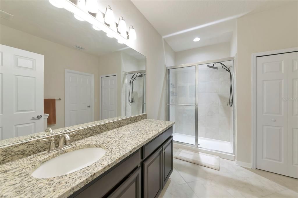 For Sale: $365,000 (4 beds, 2 baths, 1843 Square Feet)