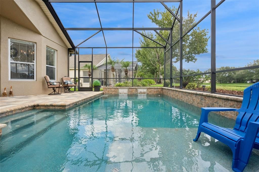 For Sale: $630,000 (4 beds, 3 baths, 2040 Square Feet)