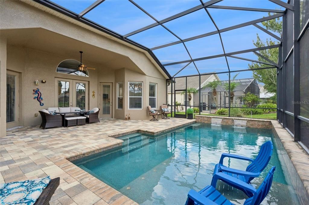 For Sale: $630,000 (4 beds, 3 baths, 2040 Square Feet)
