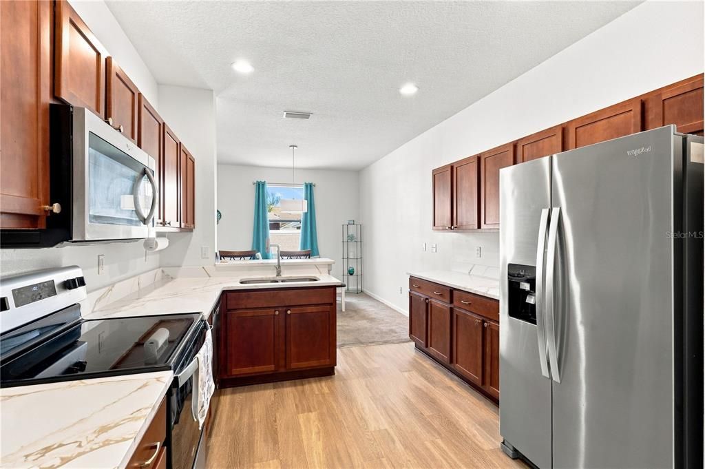 For Sale: $325,000 (4 beds, 2 baths, 1960 Square Feet)