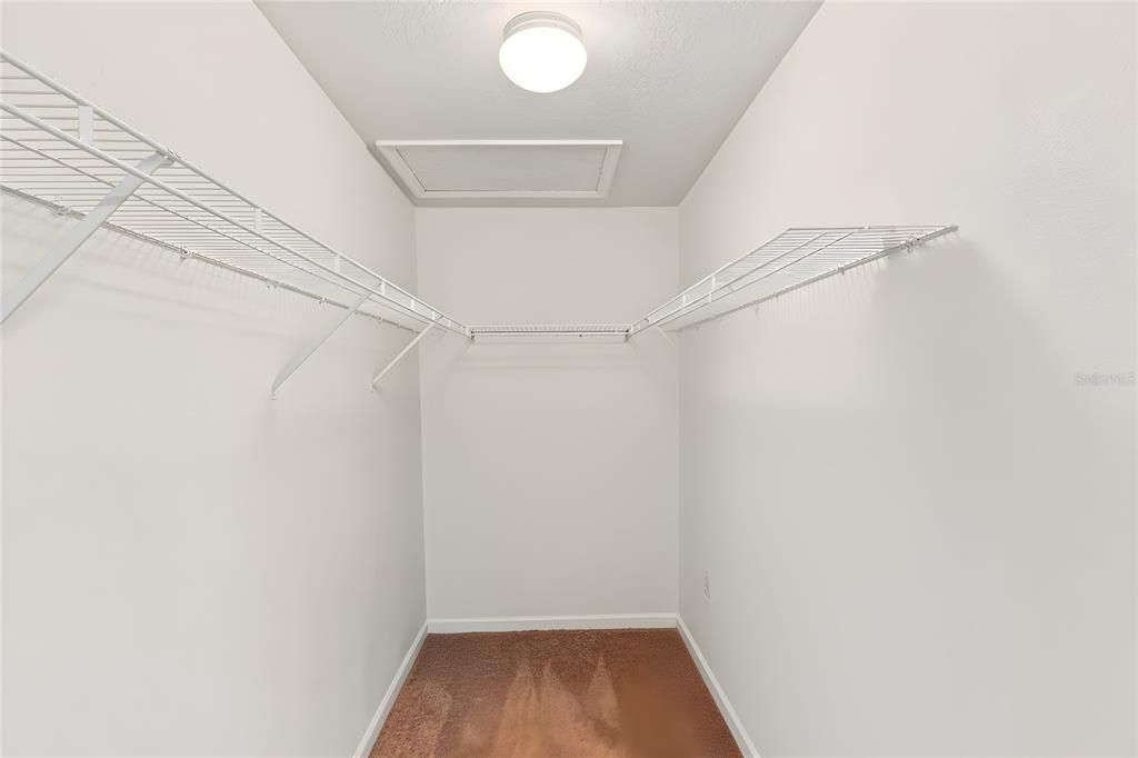 For Sale: $325,000 (4 beds, 2 baths, 1960 Square Feet)