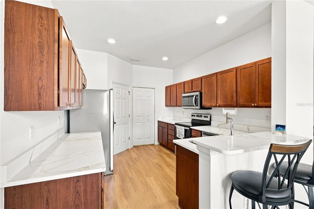 For Sale: $325,000 (4 beds, 2 baths, 1960 Square Feet)