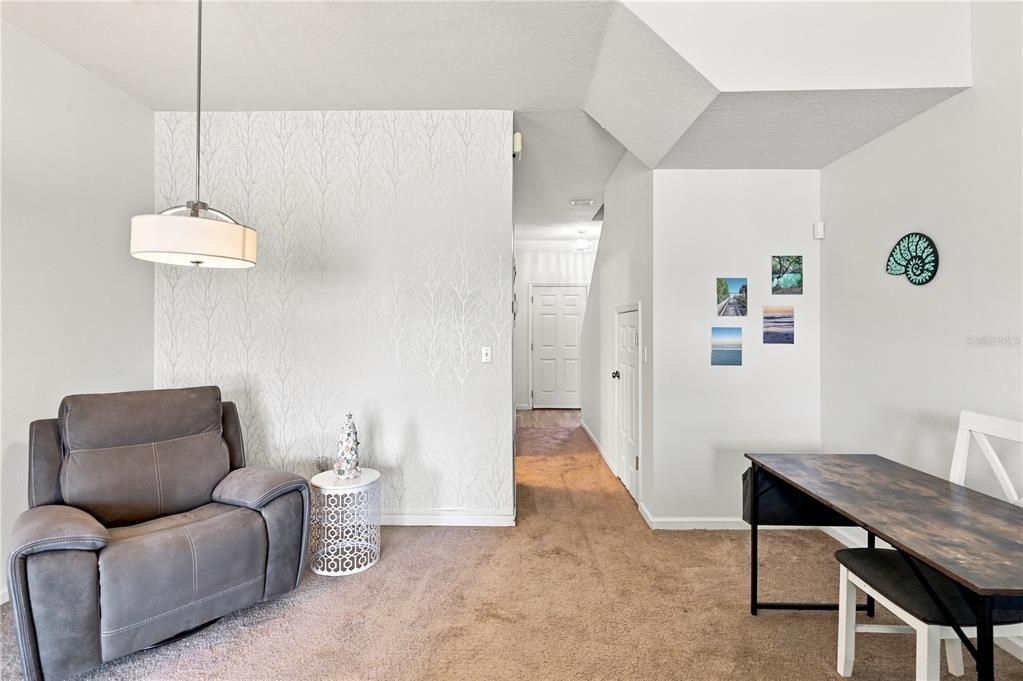 For Sale: $325,000 (4 beds, 2 baths, 1960 Square Feet)