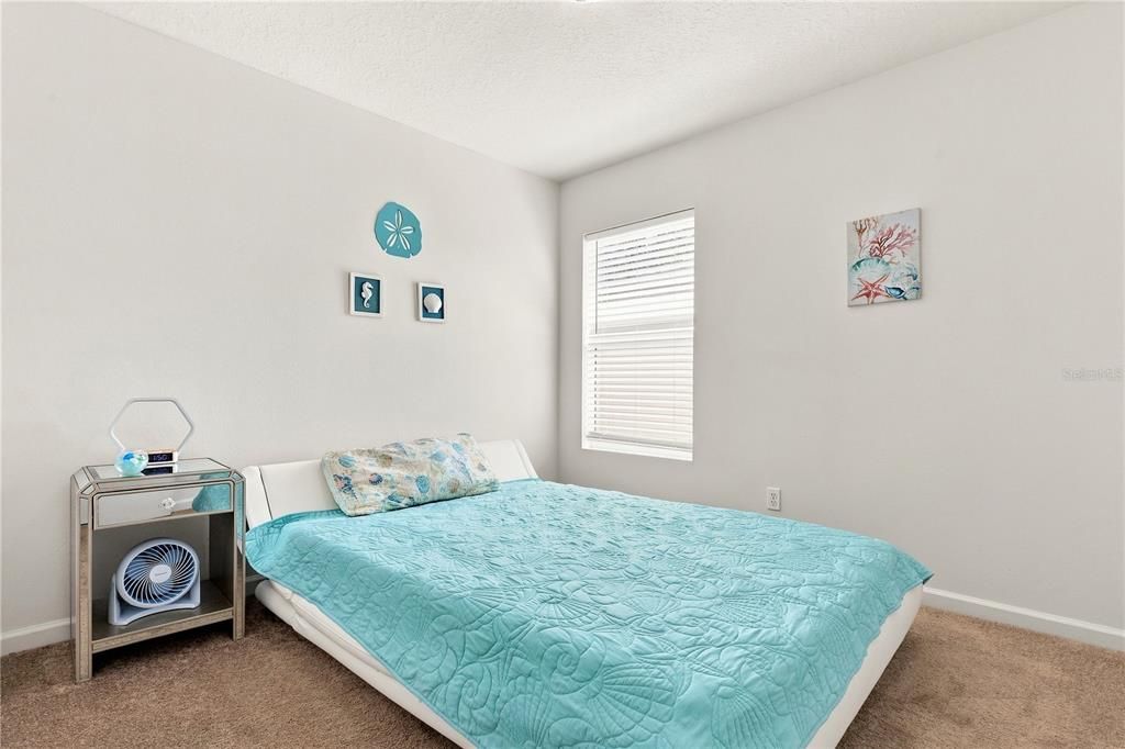 For Sale: $325,000 (4 beds, 2 baths, 1960 Square Feet)