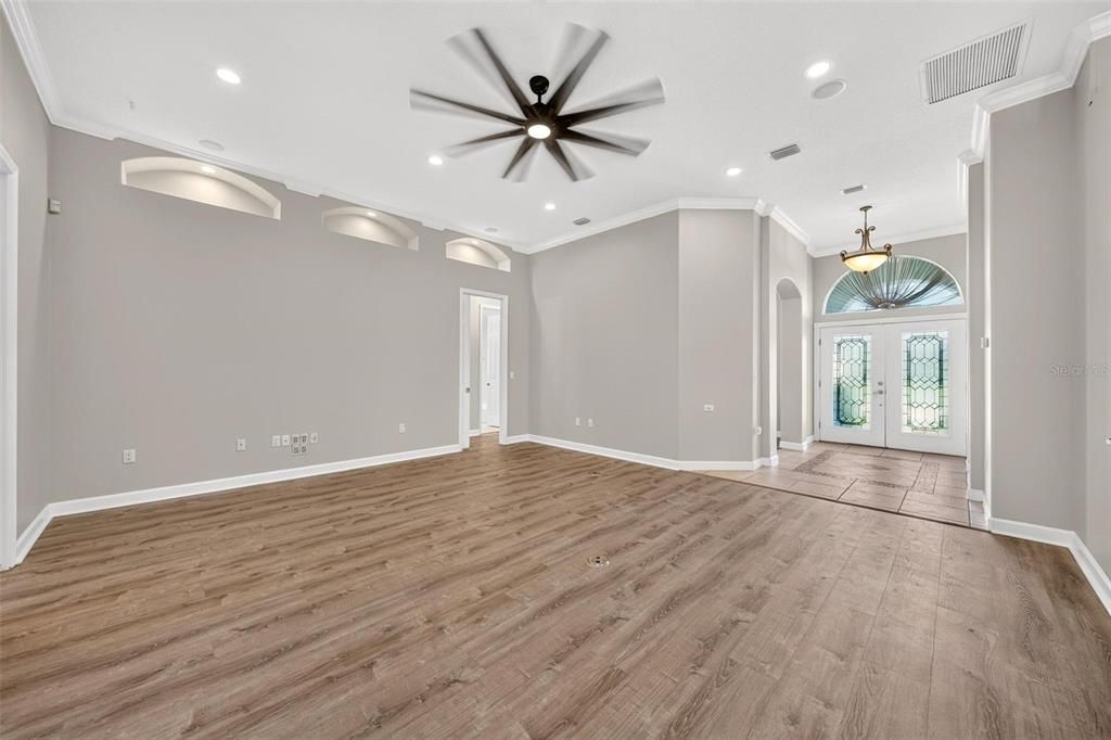 For Sale: $679,900 (4 beds, 3 baths, 2385 Square Feet)