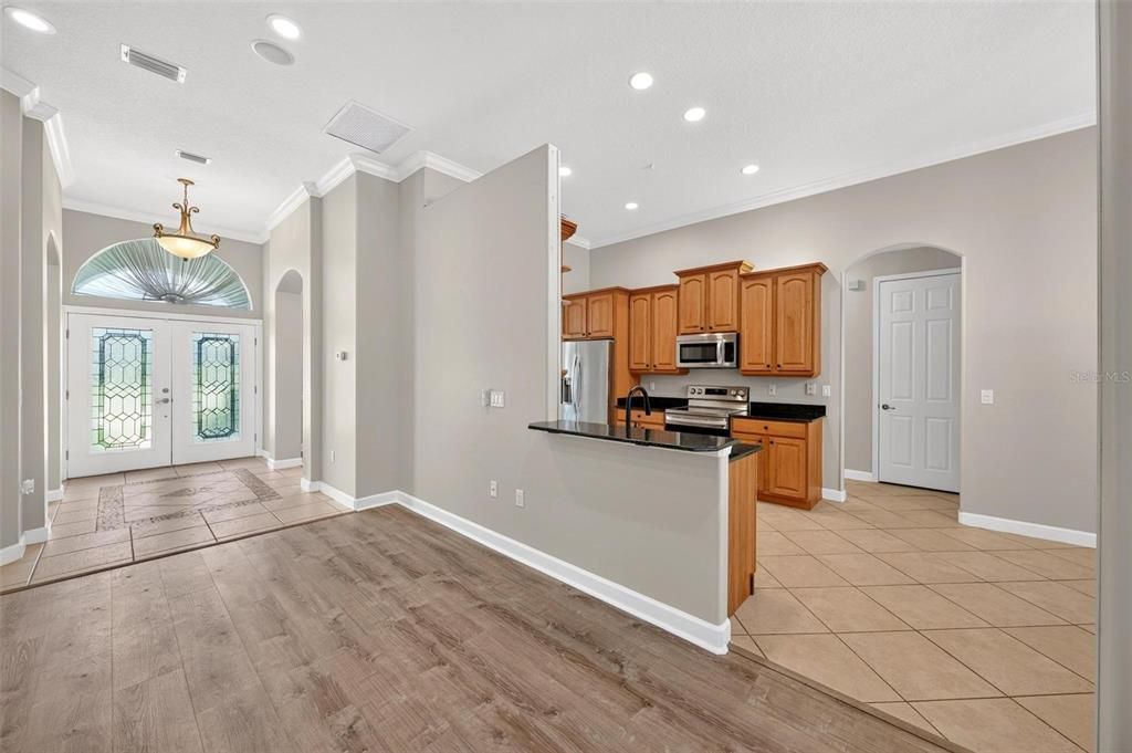 For Sale: $679,900 (4 beds, 3 baths, 2385 Square Feet)