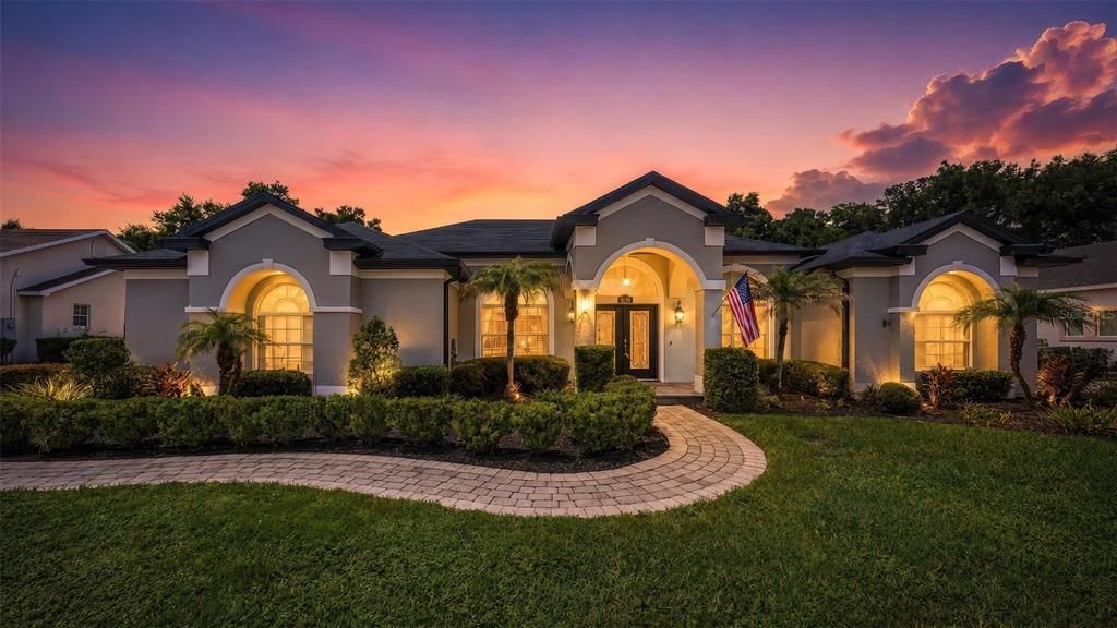 For Sale: $679,900 (4 beds, 3 baths, 2385 Square Feet)