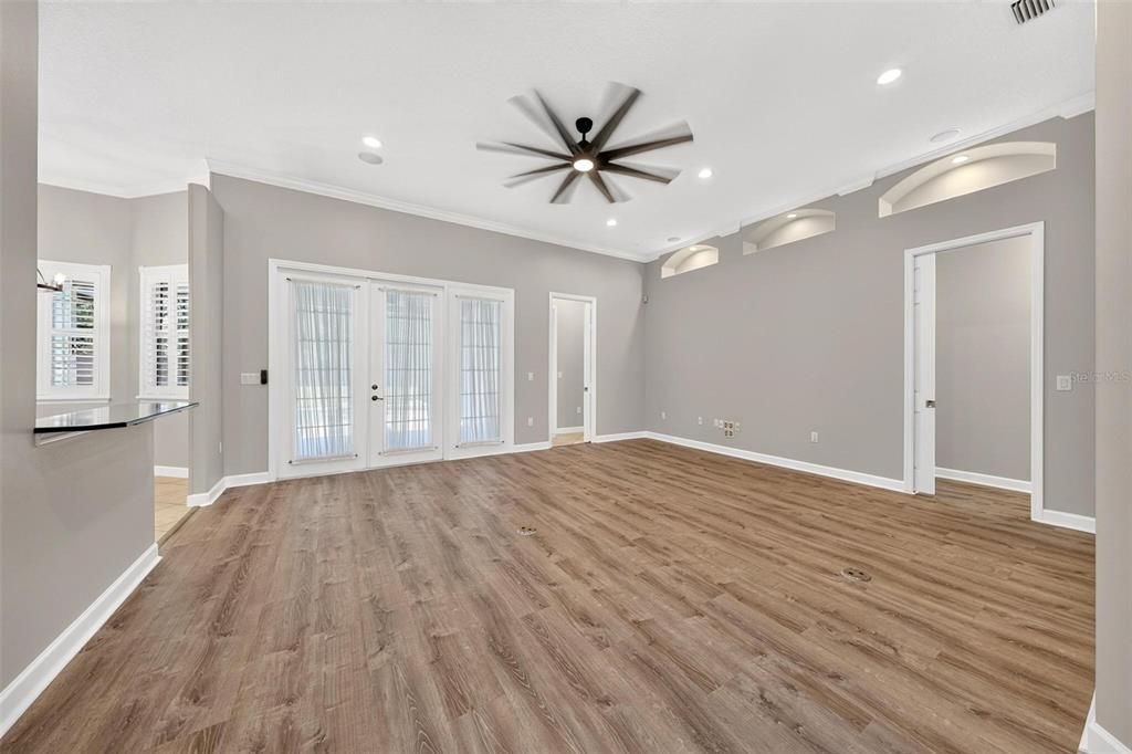 For Sale: $679,900 (4 beds, 3 baths, 2385 Square Feet)