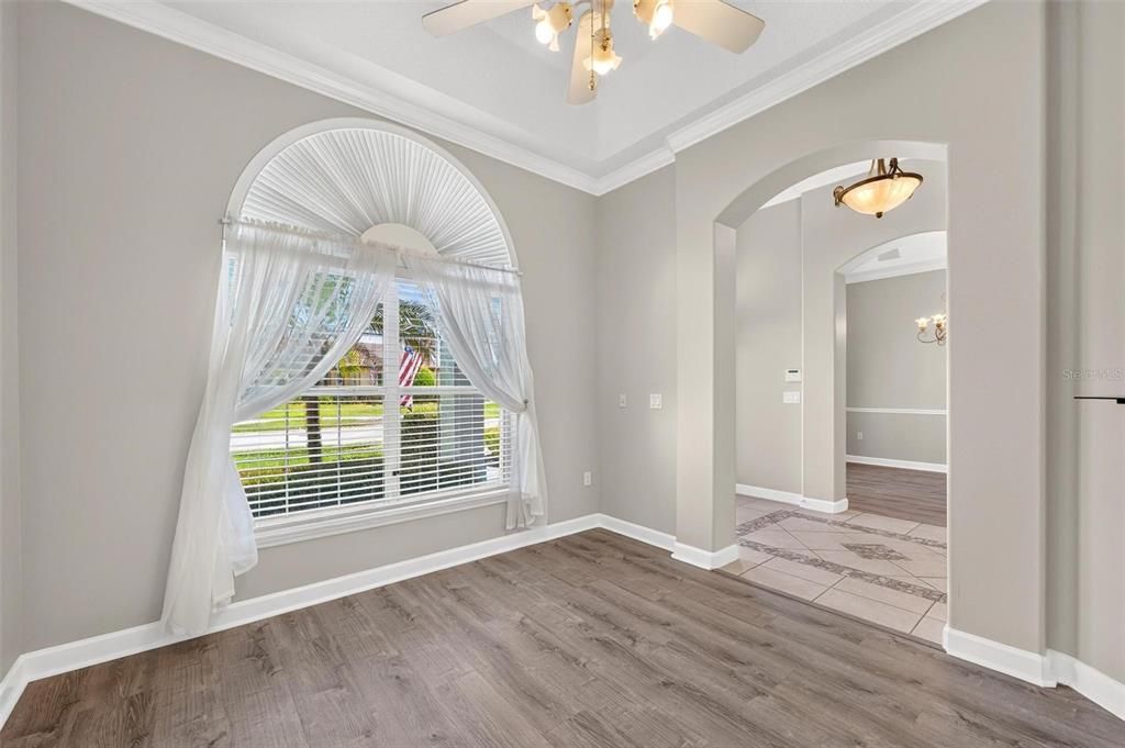 For Sale: $679,900 (4 beds, 3 baths, 2385 Square Feet)