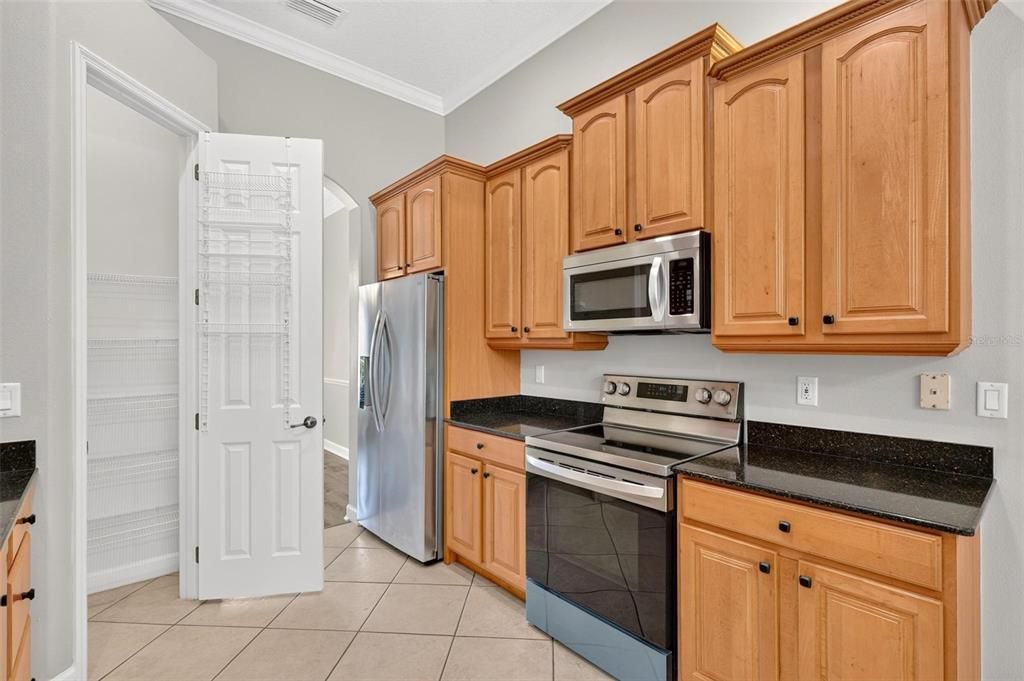 For Sale: $679,900 (4 beds, 3 baths, 2385 Square Feet)