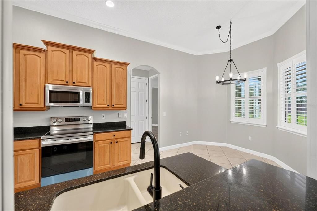 For Sale: $679,900 (4 beds, 3 baths, 2385 Square Feet)