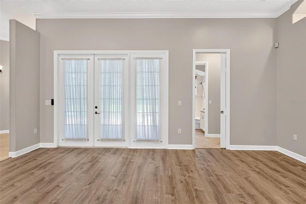 For Sale: $679,900 (4 beds, 3 baths, 2385 Square Feet)