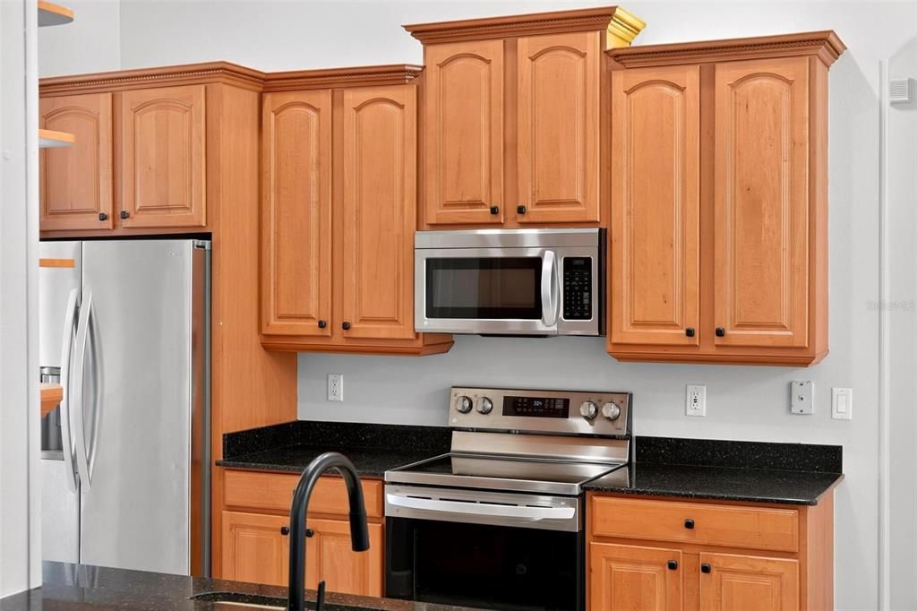For Sale: $679,900 (4 beds, 3 baths, 2385 Square Feet)