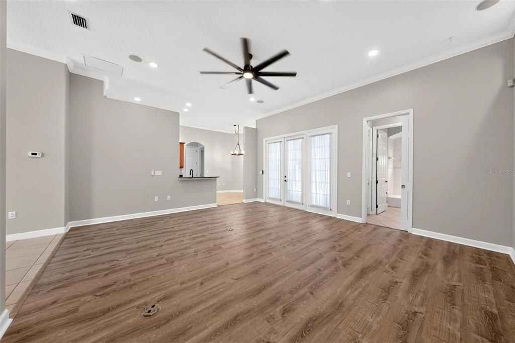 For Sale: $679,900 (4 beds, 3 baths, 2385 Square Feet)