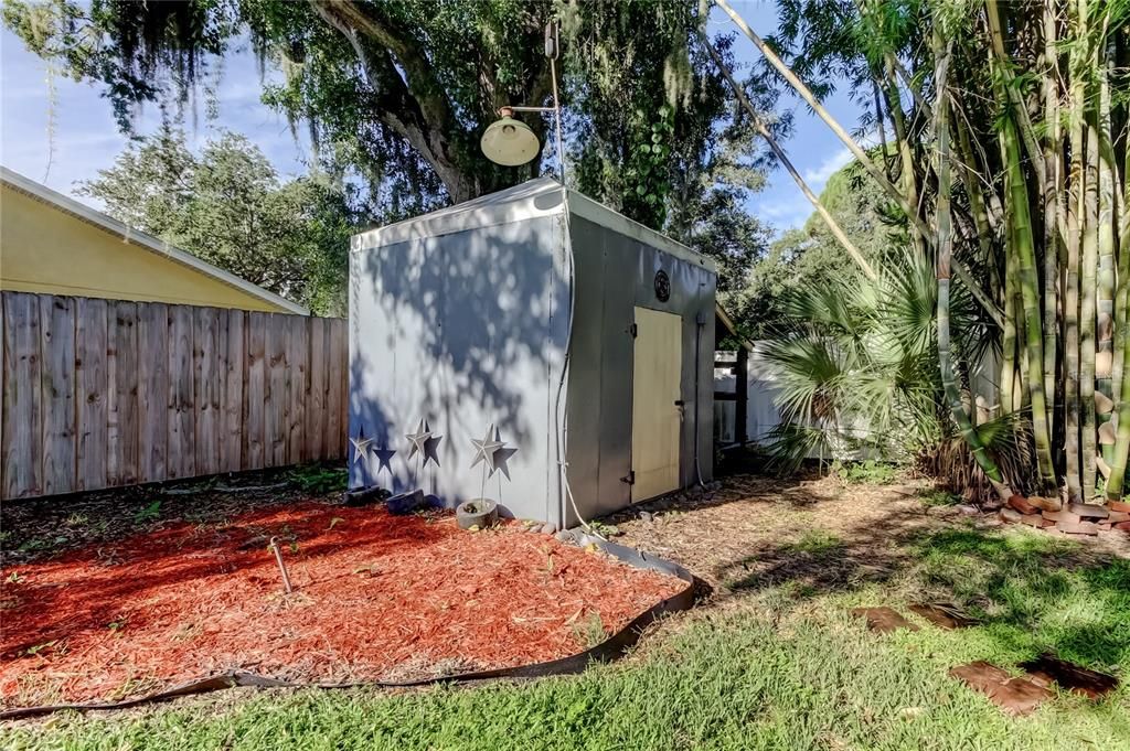 For Sale: $519,000 (4 beds, 2 baths, 1586 Square Feet)