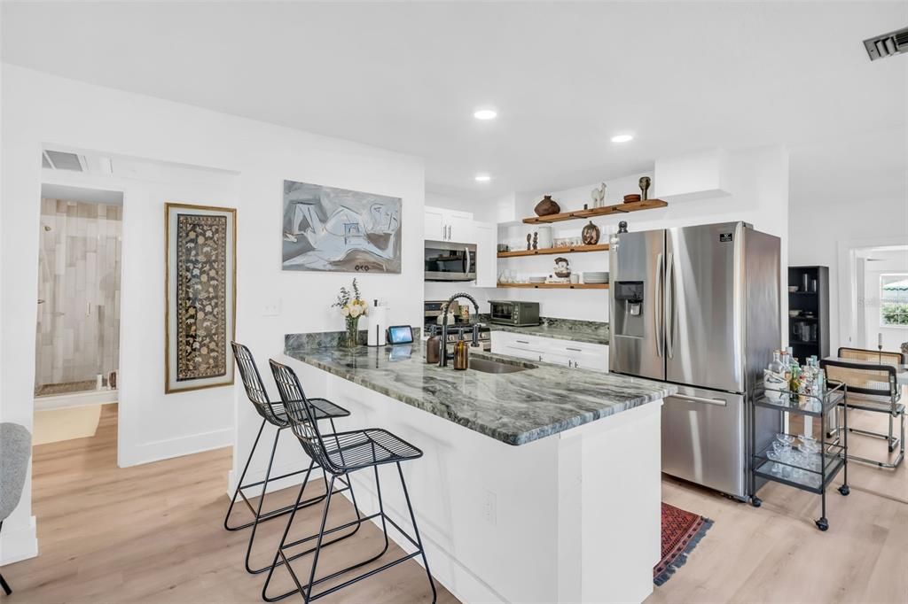 En Venta: $499,000 (3 camas, 3 baños, 1708 Pies cuadrados)