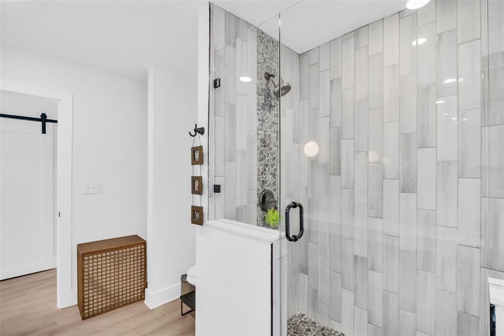 En Venta: $499,000 (3 camas, 3 baños, 1708 Pies cuadrados)