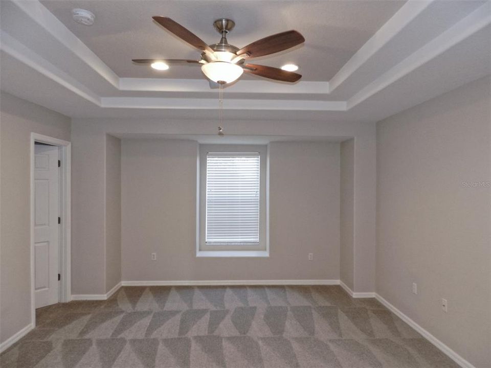 For Rent: $2,200 (3 beds, 2 baths, 1824 Square Feet)