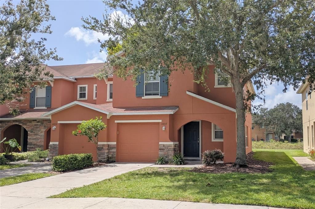 For Rent: $2,200 (3 beds, 2 baths, 1824 Square Feet)