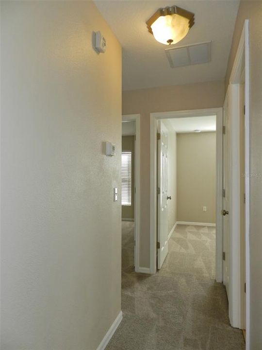 For Rent: $2,200 (3 beds, 2 baths, 1824 Square Feet)