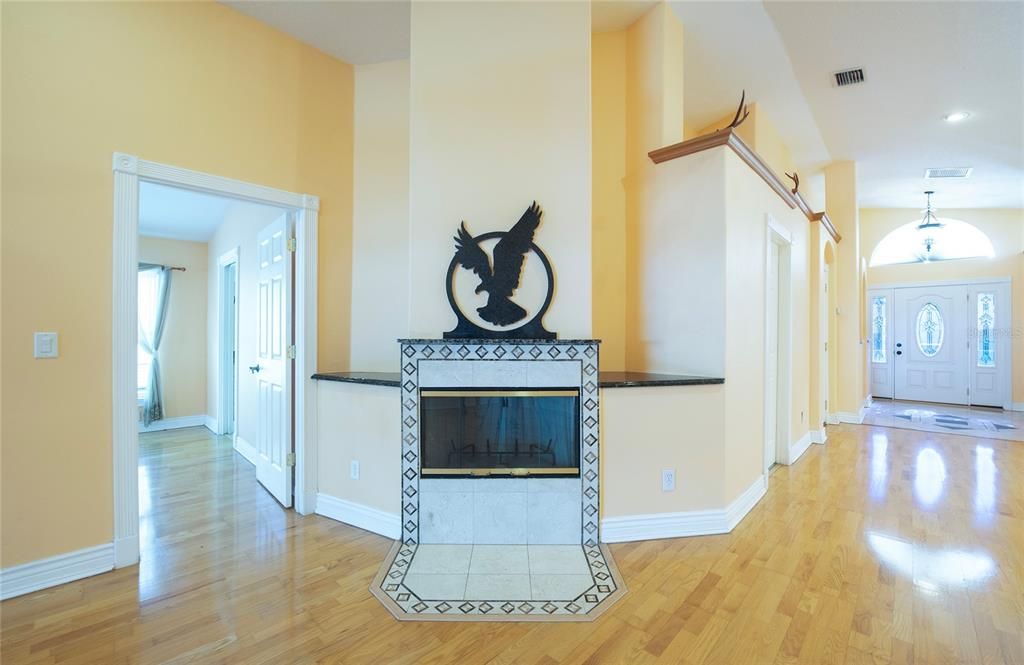 For Sale: $550,000 (3 beds, 2 baths, 2028 Square Feet)