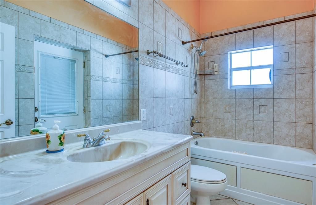 For Sale: $550,000 (3 beds, 2 baths, 2028 Square Feet)