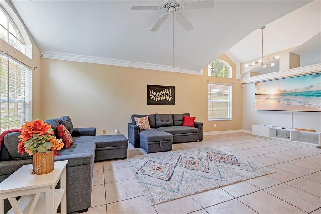 For Sale: $448,000 (4 beds, 2 baths, 1851 Square Feet)