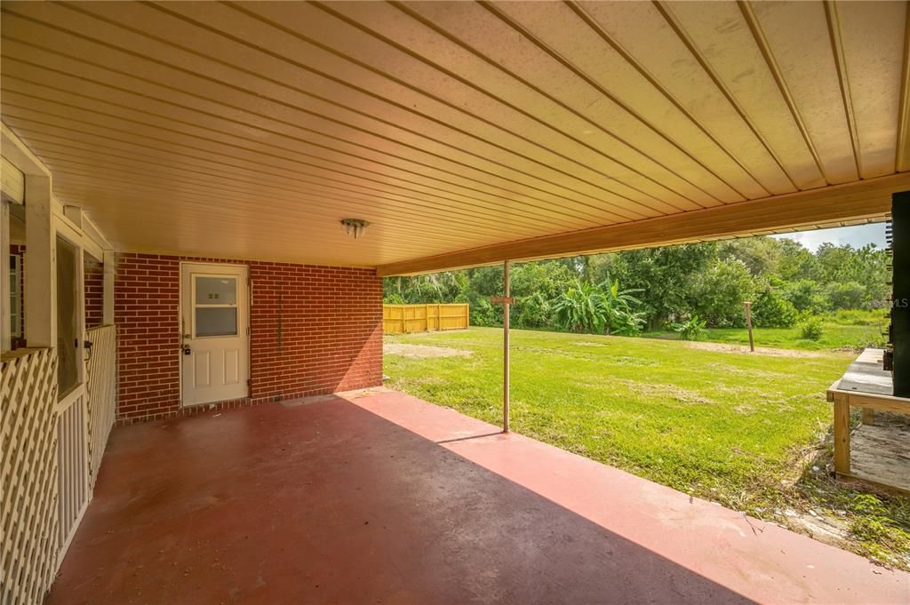 For Sale: $299,900 (3 beds, 1 baths, 1560 Square Feet)