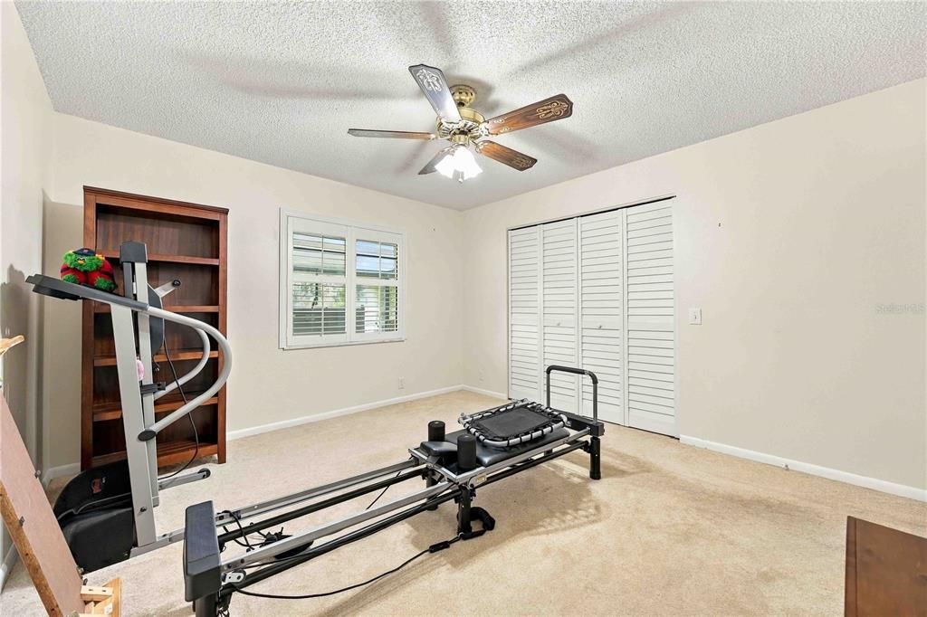 For Sale: $347,500 (3 beds, 2 baths, 1800 Square Feet)