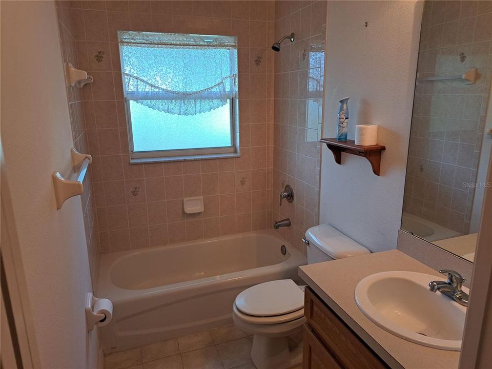 На продажу: $255,000 (3 спален, 2 ванн, 1597 Квадратных фут)
