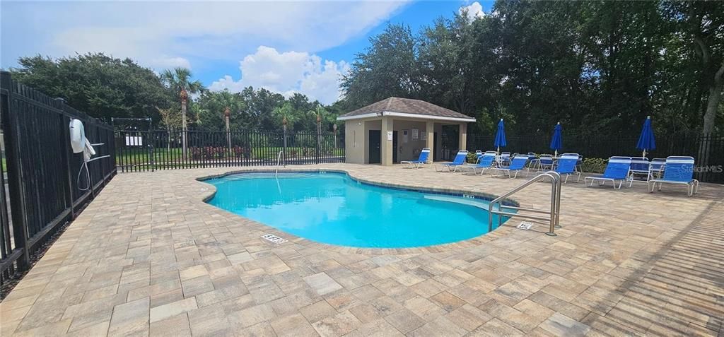 For Rent: $2,150 (3 beds, 2 baths, 1336 Square Feet)