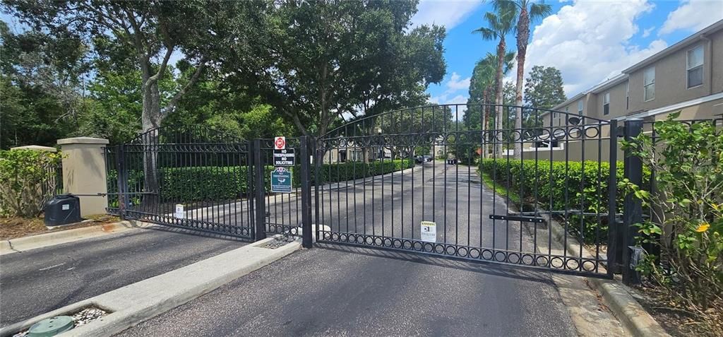 For Rent: $2,150 (3 beds, 2 baths, 1336 Square Feet)
