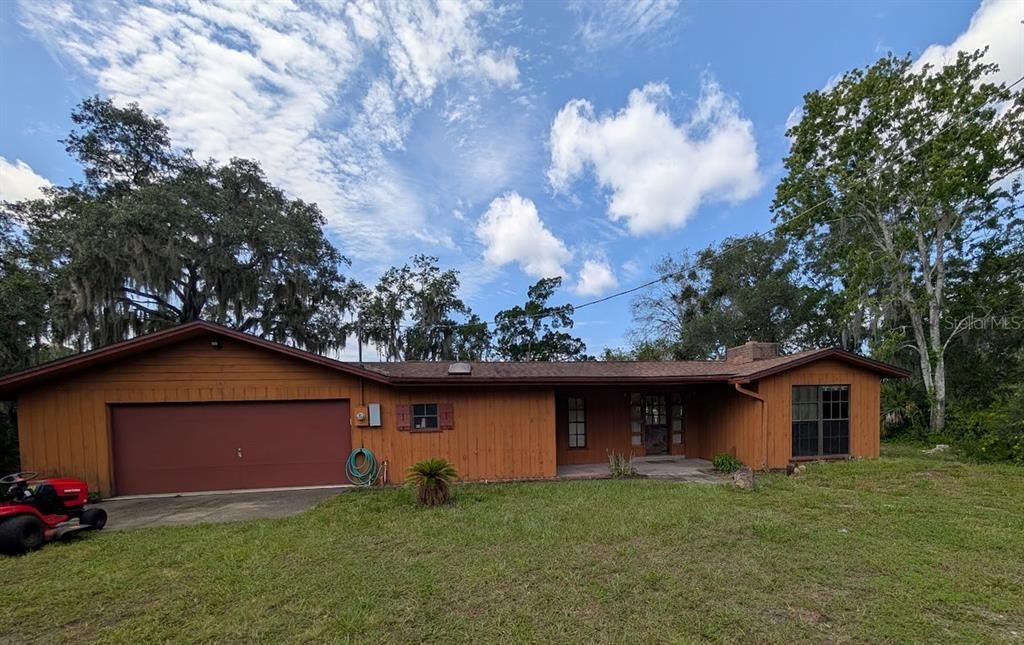 For Sale: $399,000 (2 beds, 2 baths, 1711 Square Feet)