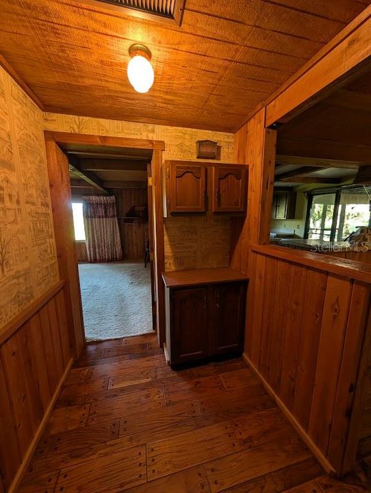 На продажу: $379,000 (2 спален, 2 ванн, 1711 Квадратных фут)
