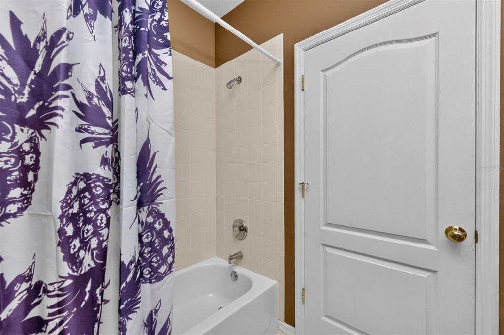 For Sale: $232,900 (3 beds, 2 baths, 1608 Square Feet)