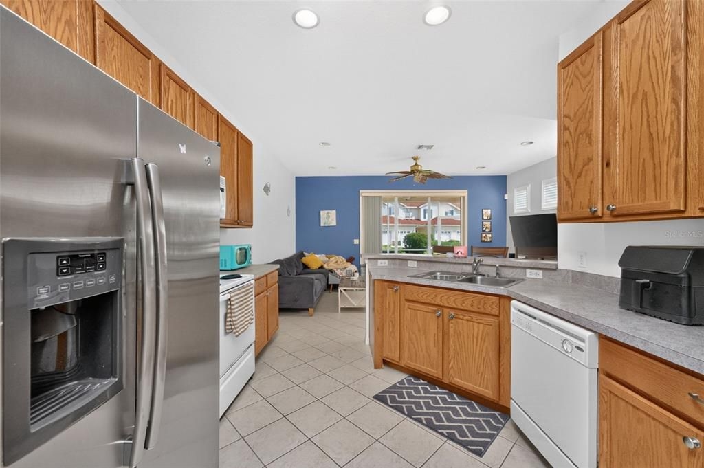 For Sale: $232,900 (3 beds, 2 baths, 1608 Square Feet)