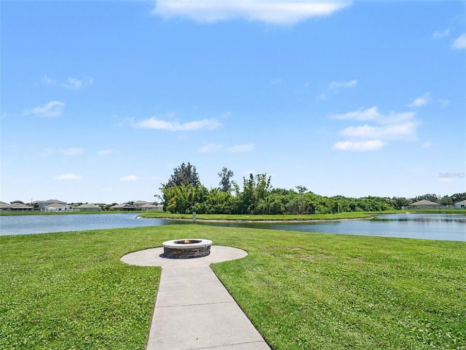 For Sale: $325,000 (4 beds, 2 baths, 2577 Square Feet)