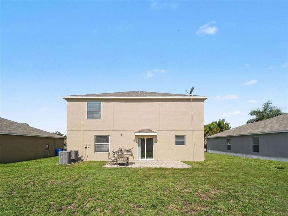 For Sale: $325,000 (4 beds, 2 baths, 2577 Square Feet)