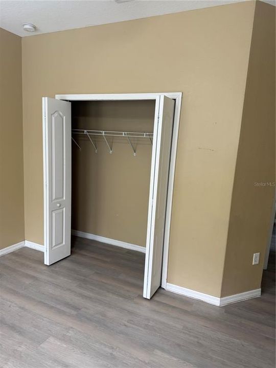 For Sale: $264,900 (3 beds, 2 baths, 1716 Square Feet)
