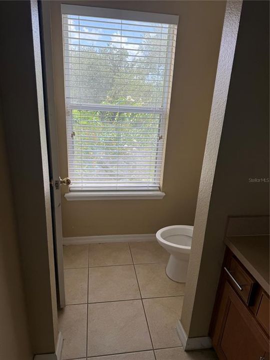 For Sale: $264,900 (3 beds, 2 baths, 1716 Square Feet)