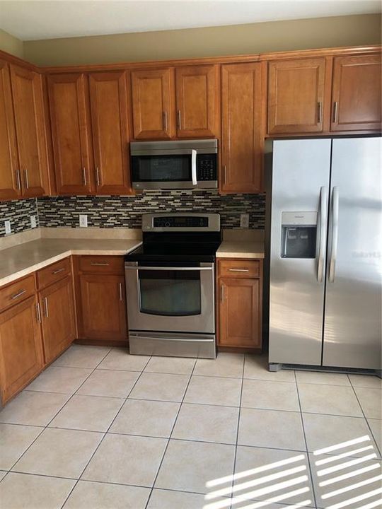 For Sale: $264,900 (3 beds, 2 baths, 1716 Square Feet)