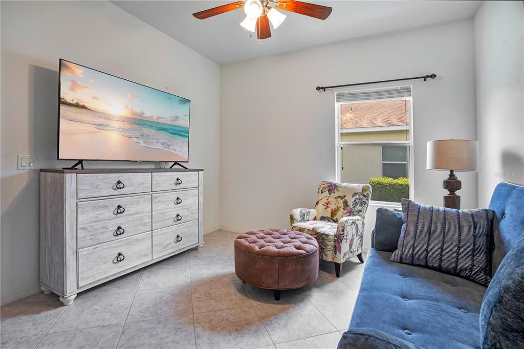 For Sale: $465,000 (3 beds, 2 baths, 1932 Square Feet)