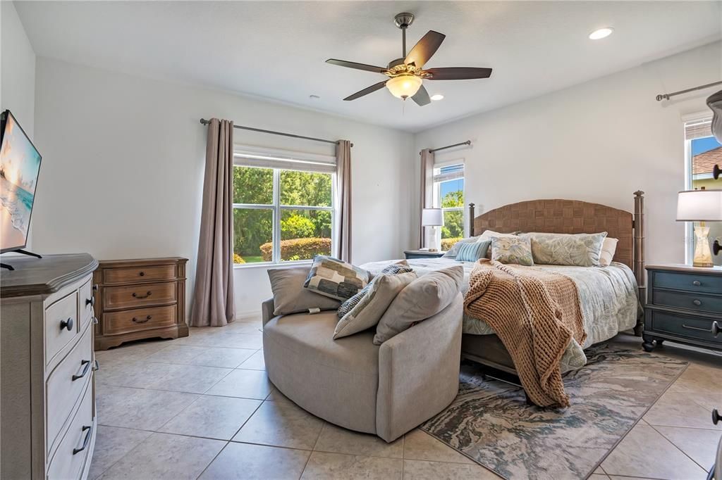 For Sale: $465,000 (3 beds, 2 baths, 1932 Square Feet)