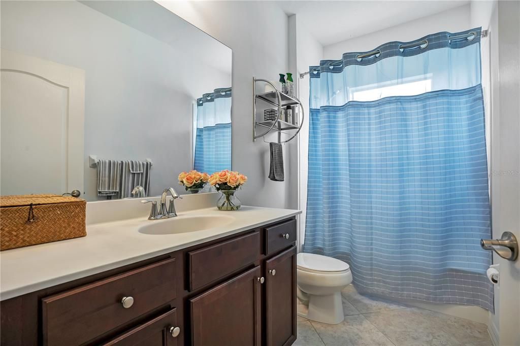 For Sale: $465,000 (3 beds, 2 baths, 1932 Square Feet)