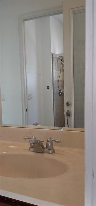 For Sale: $400,000 (3 beds, 3 baths, 2801 Square Feet)