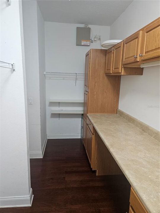 For Sale: $400,000 (3 beds, 3 baths, 2801 Square Feet)