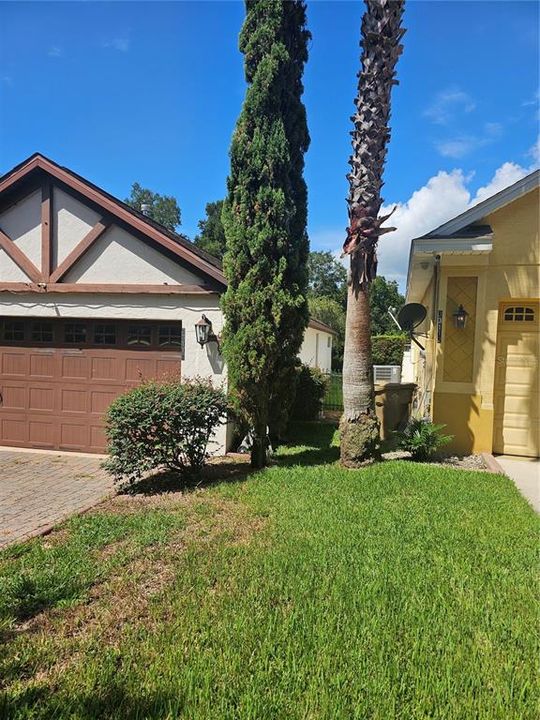 For Sale: $400,000 (3 beds, 3 baths, 2801 Square Feet)
