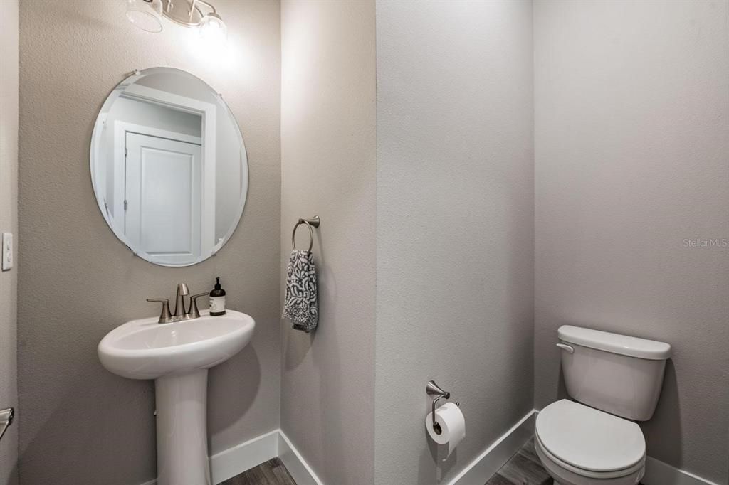 For Rent: $4,500 (4 beds, 3 baths, 2370 Square Feet)